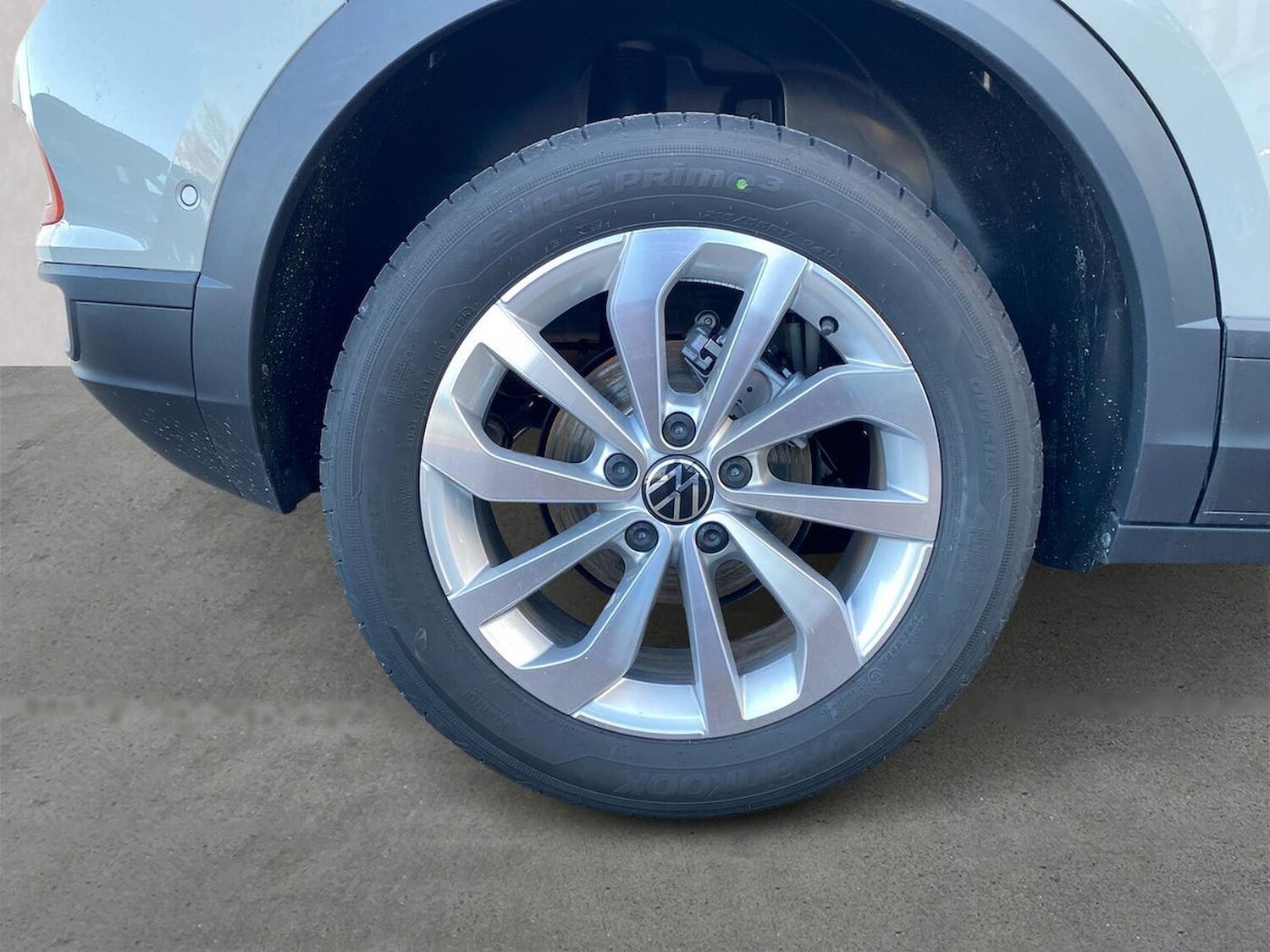 Used Volkswagen T-Roc 2025 for sale - 77488130: Photo 6