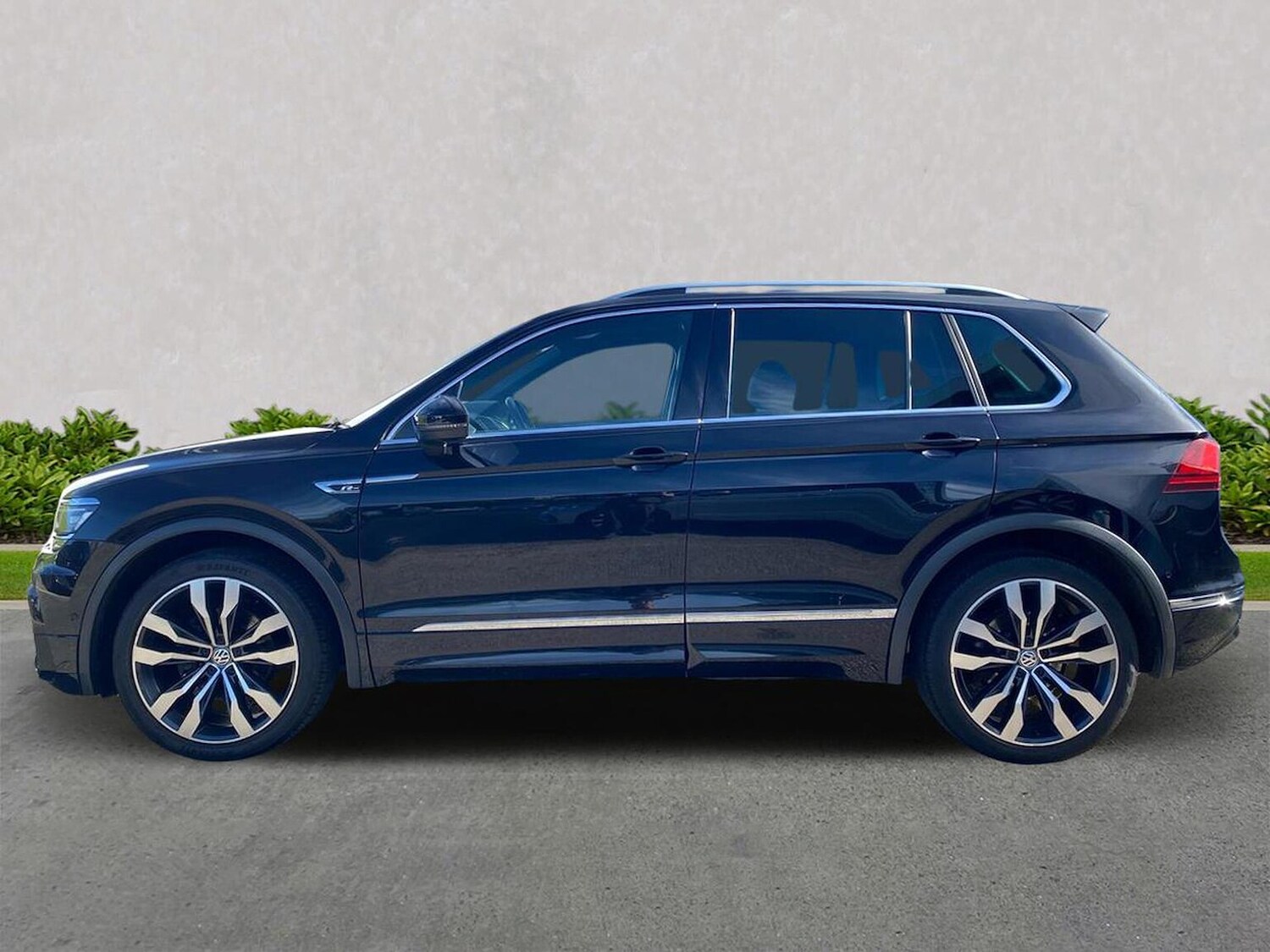 Used Volkswagen Tiguan 2020 for sale - 75987664: Photo 19