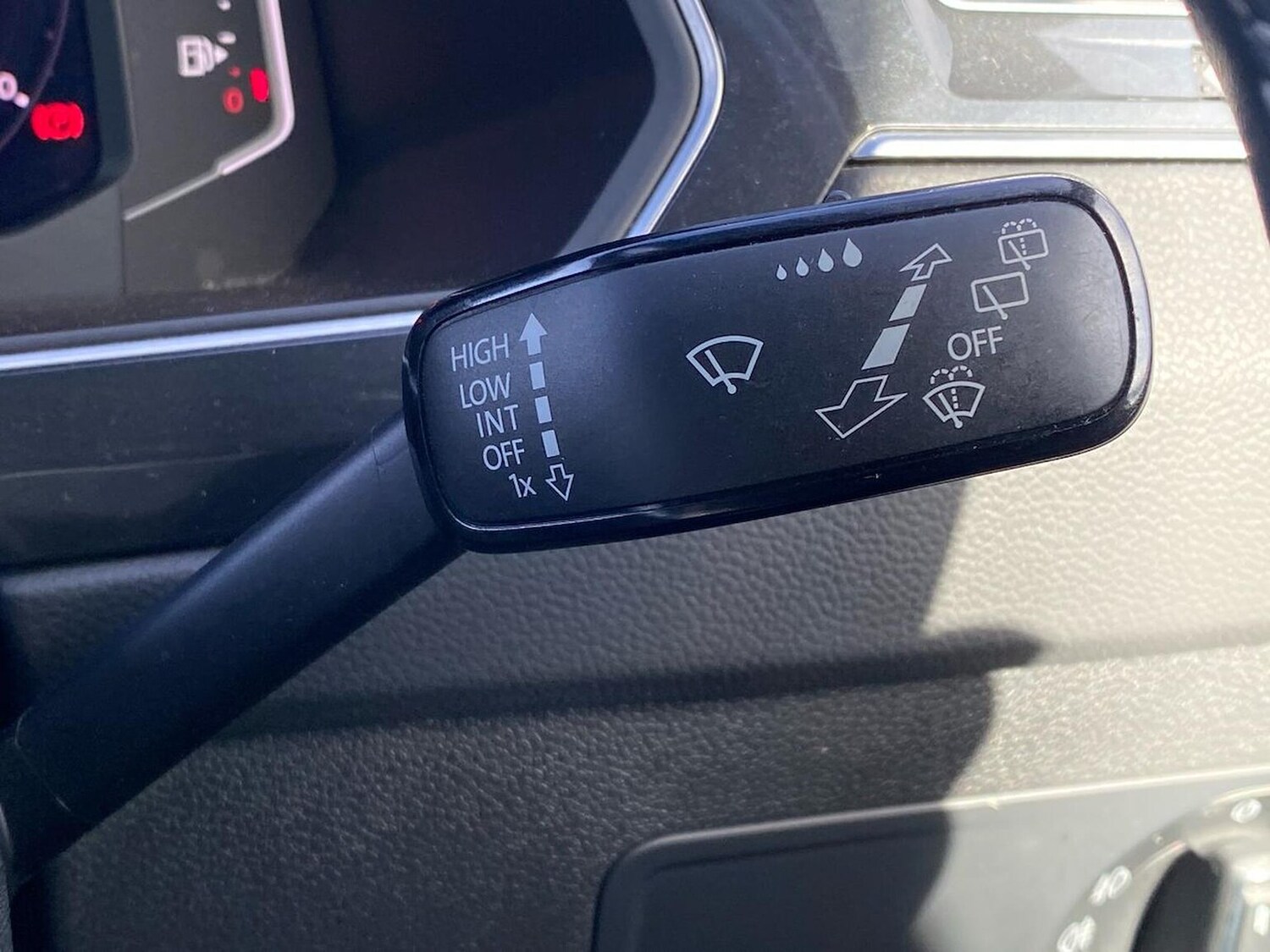 Used Volkswagen Tiguan 2020 for sale - 75987664: Photo 28