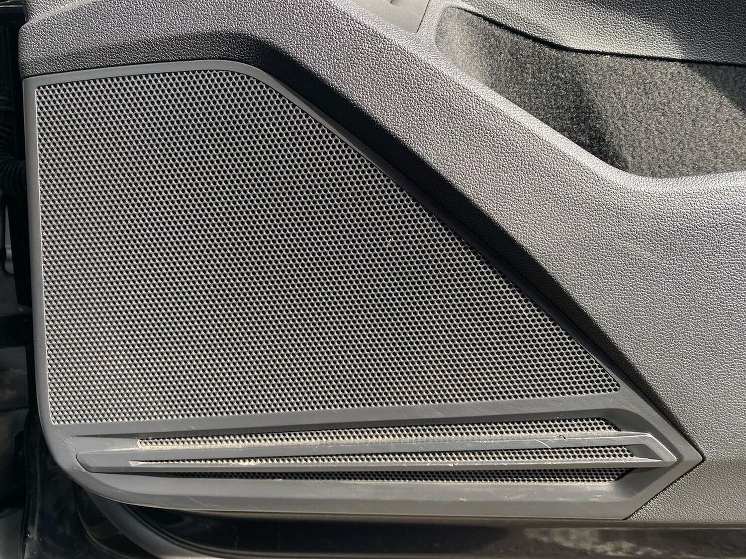 Used Volkswagen Tiguan 2020 for sale - 75987664: Photo 31