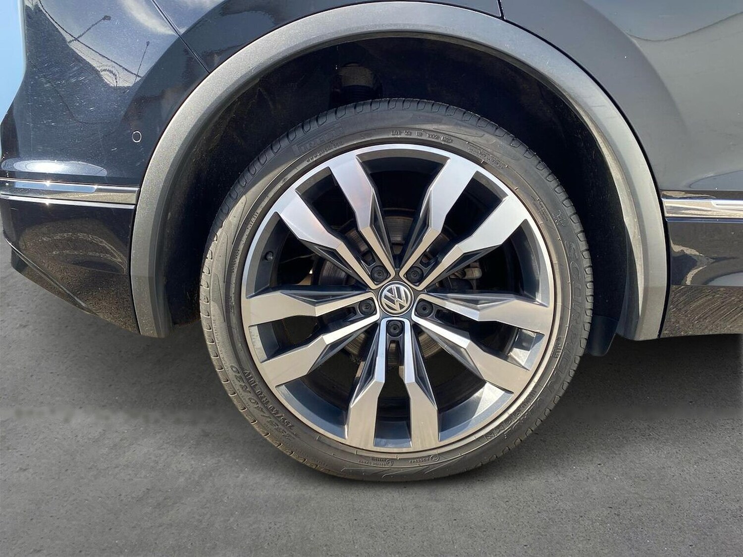 Used Volkswagen Tiguan 2020 for sale - 75987664: Photo 6