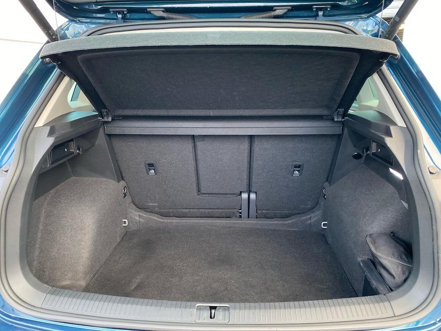 Used Volkswagen Tiguan 2023 for sale - 76637728: Photo 17