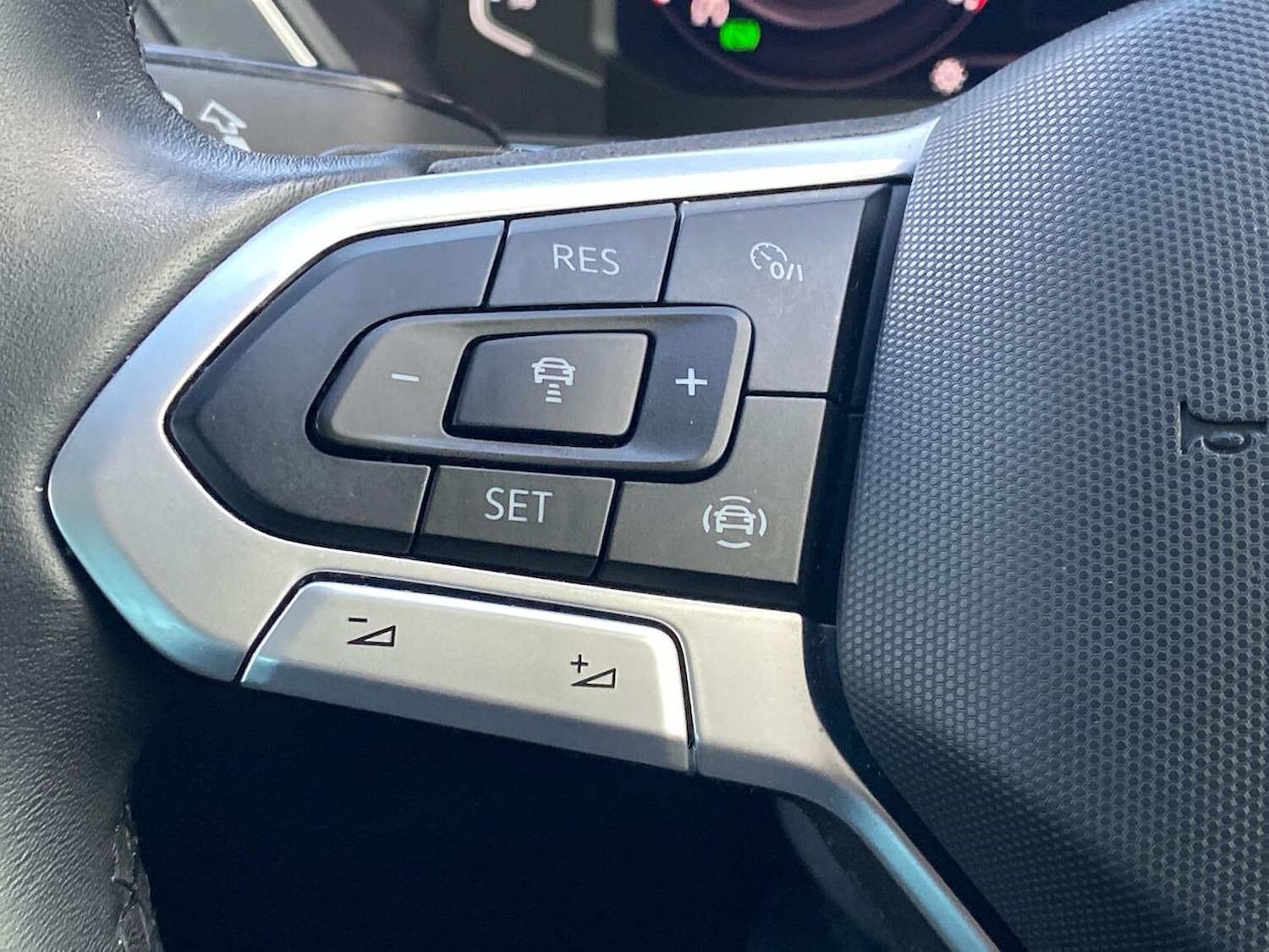 Used Volkswagen Tiguan 2023 for sale - 76637728: Photo 27