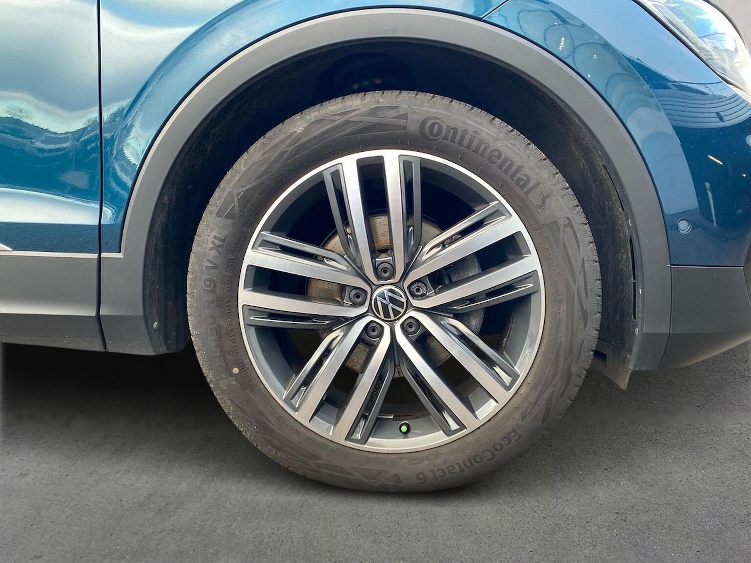 Used Volkswagen Tiguan 2023 for sale - 76637728: Photo 6