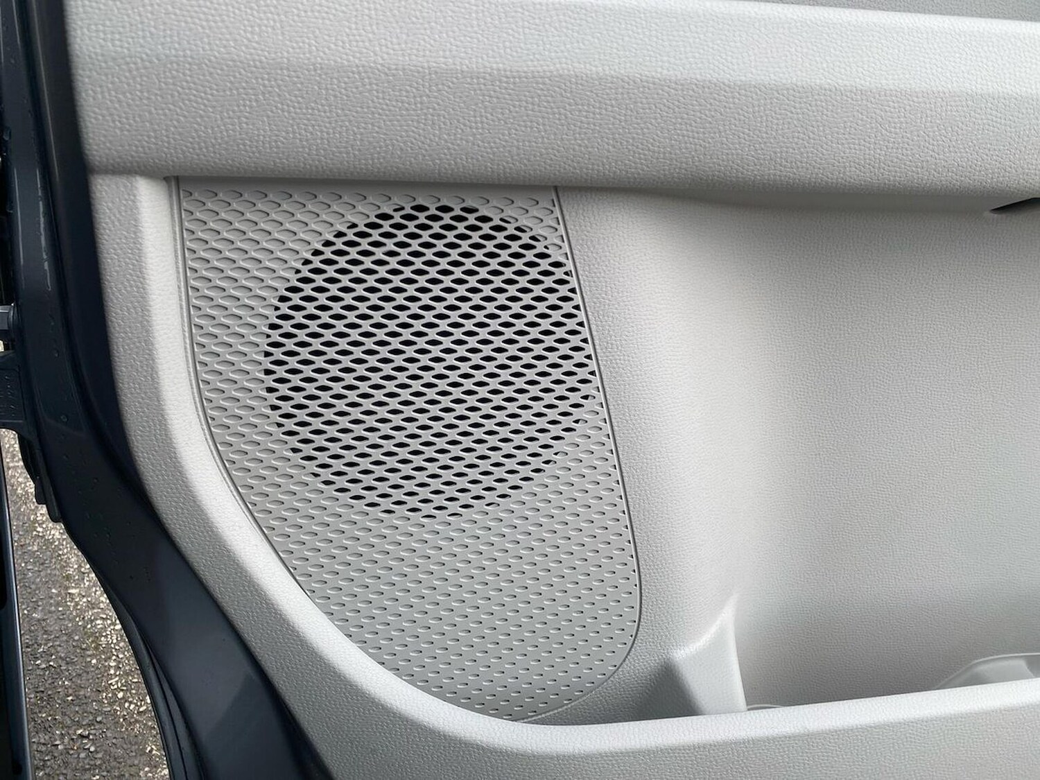 Used Volkswagen ID.Buzz 2023 for sale - 78195906: Photo 30