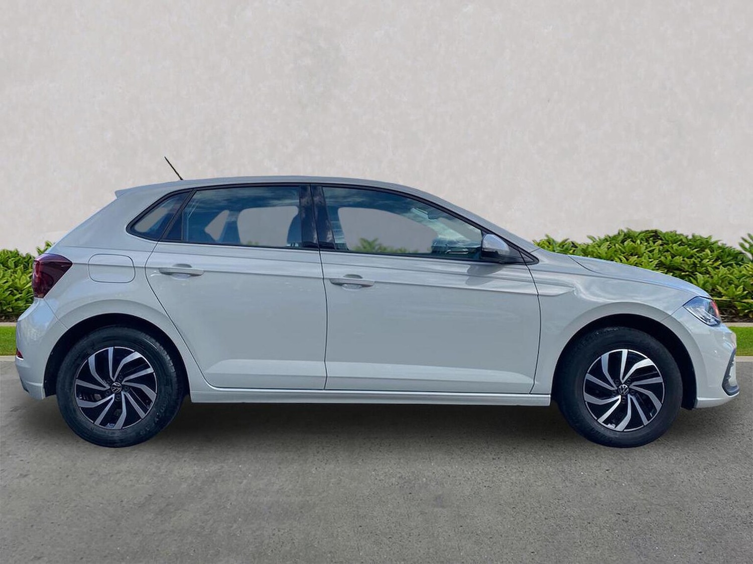 Used Volkswagen Polo 2024 for sale - 78064443: Photo 3