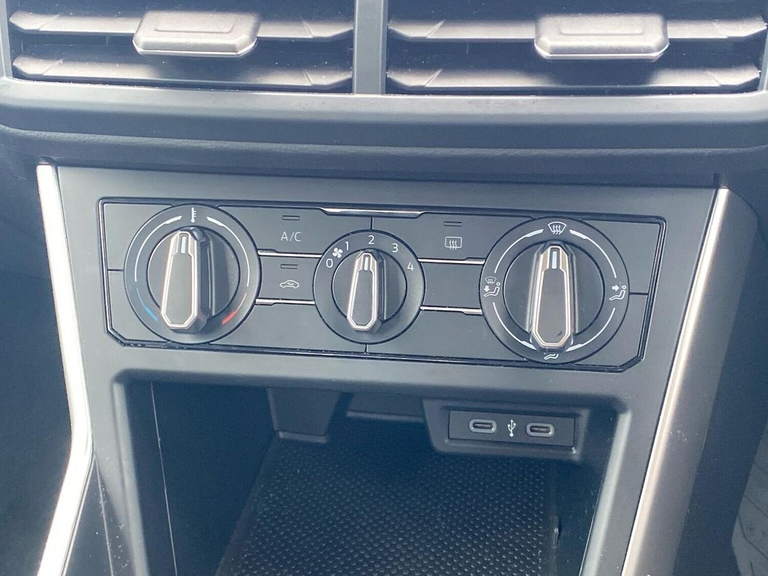 Used Volkswagen Polo 2023 for sale - 75996417: Photo 12