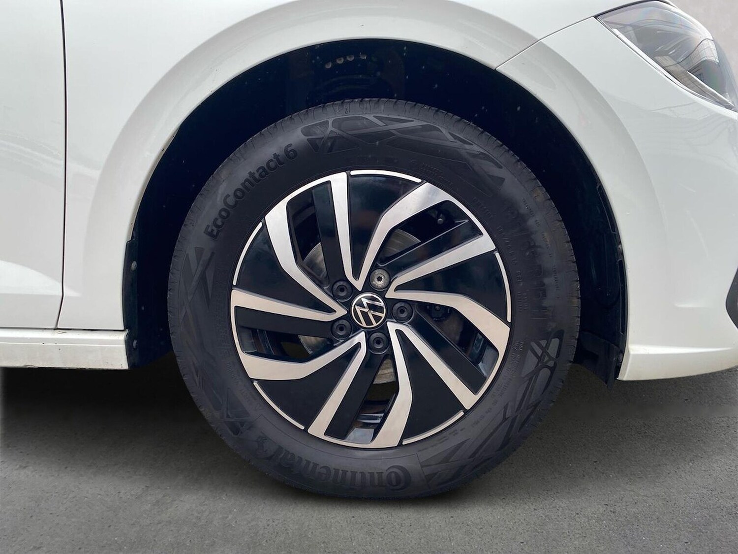 Used Volkswagen Polo 2023 for sale - 75996417: Photo 6
