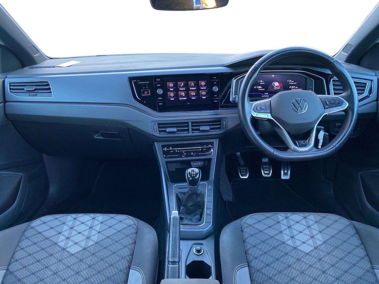 Used Volkswagen Polo 2022 for sale - 76799424: Photo 8