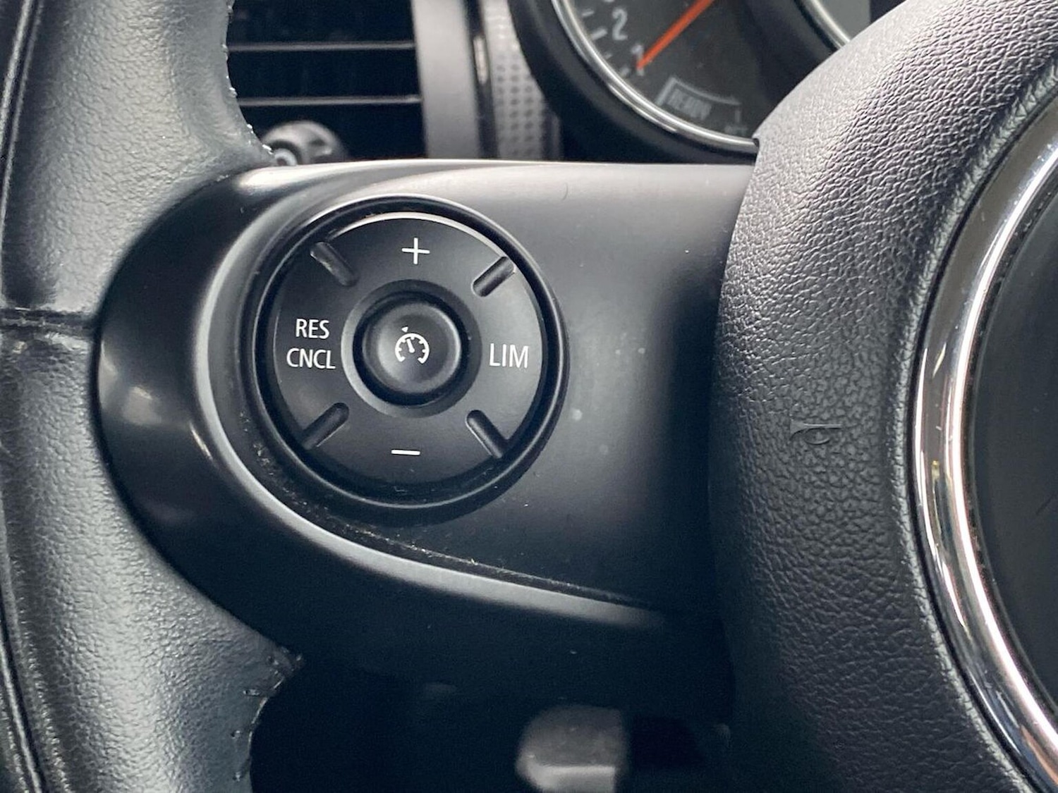 Used MINI Hatch 2018 for sale - 76490522: Photo 25