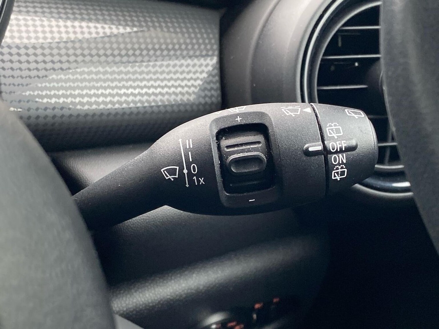 Used MINI Hatch 2018 for sale - 76490522: Photo 26