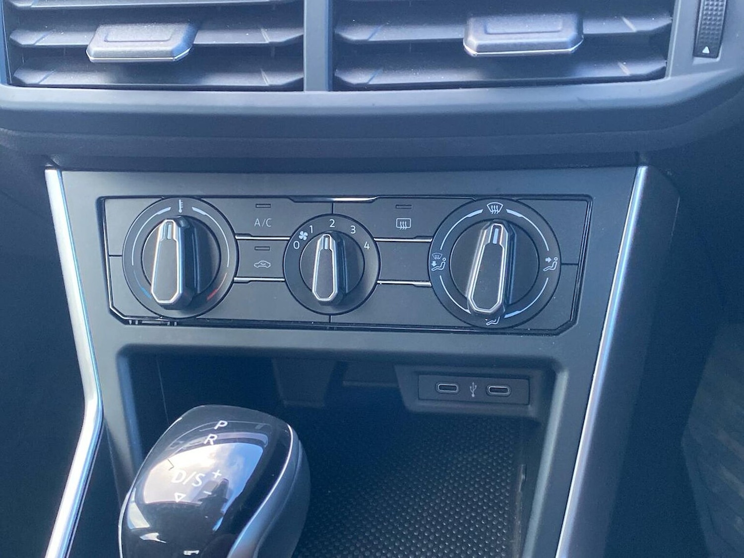 Used Volkswagen Polo 2022 for sale - 76651211: Photo 12