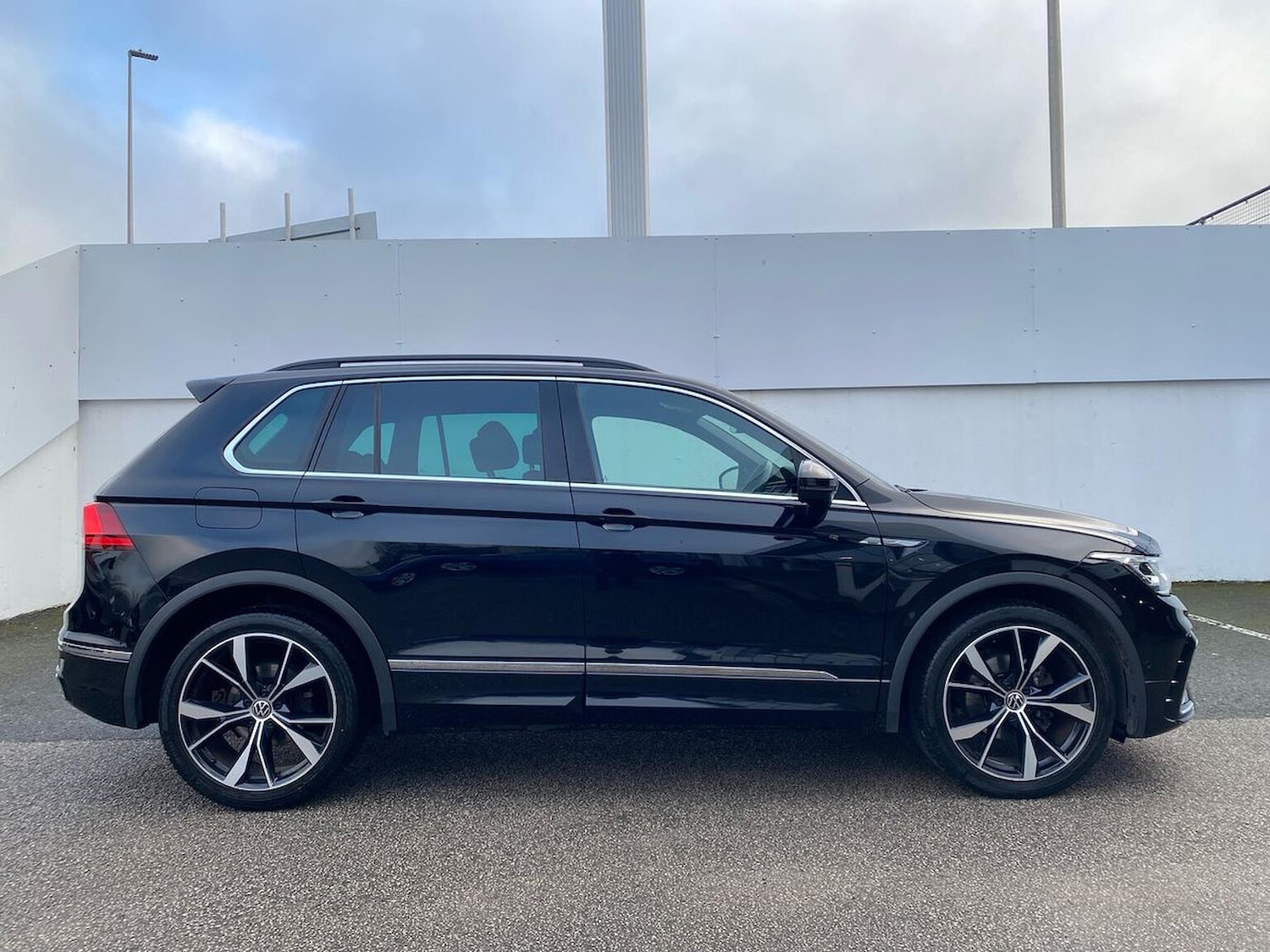 Used Volkswagen Tiguan 2023 for sale - 77662543: Photo 3