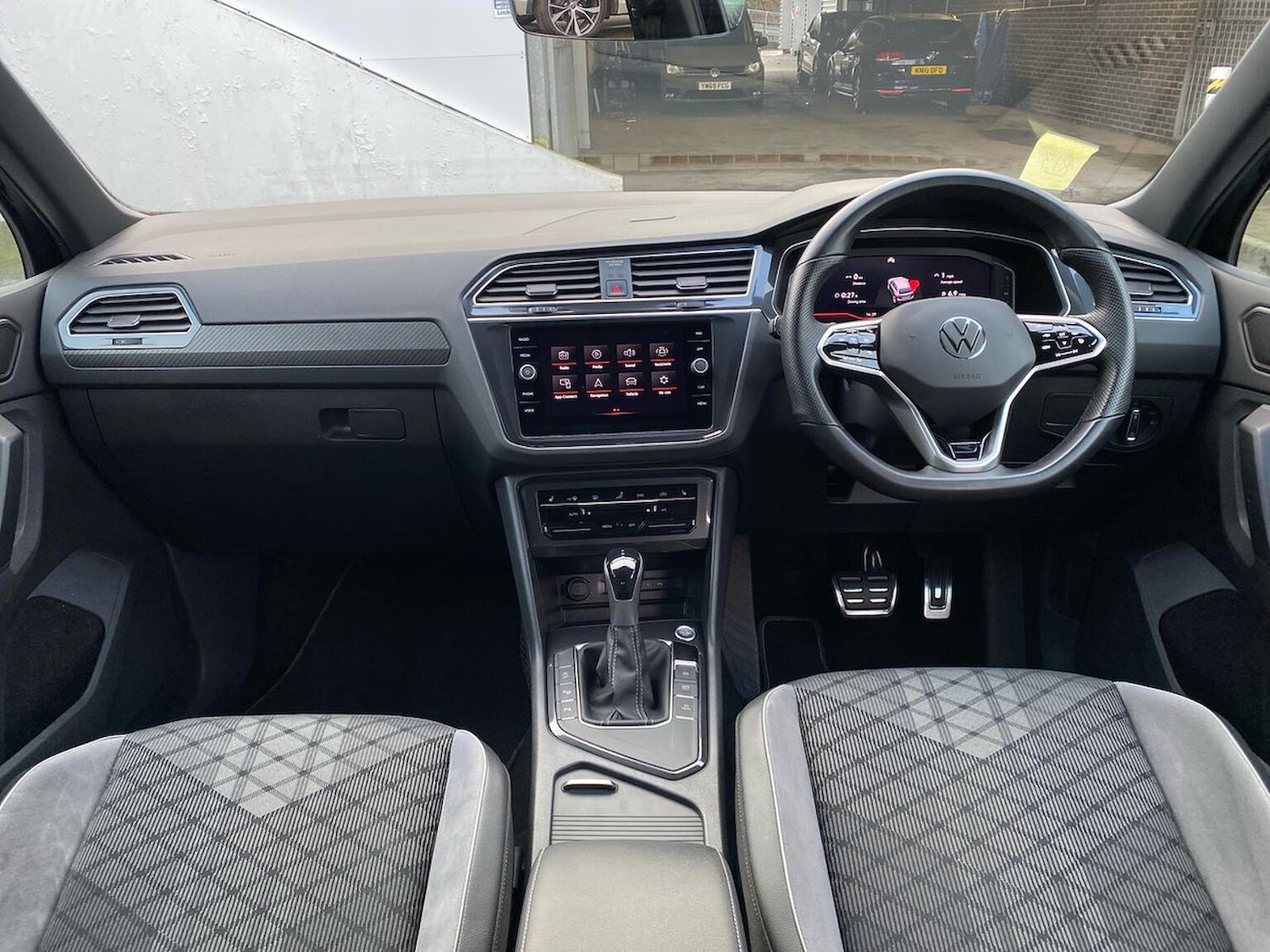 Used Volkswagen Tiguan 2023 for sale - 77662543: Photo 8