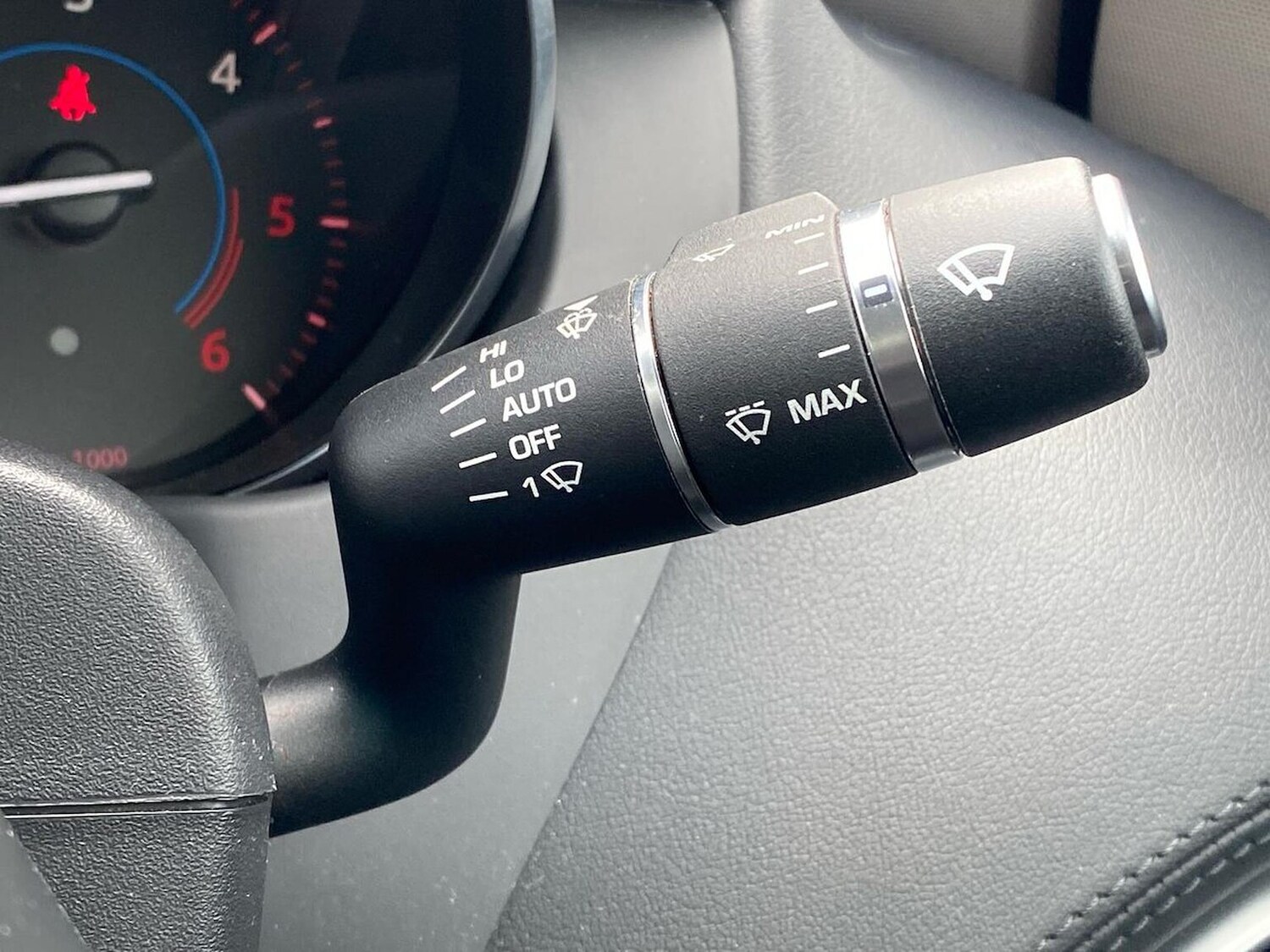 Used Jaguar XE 2016 for sale - 78195932: Photo 28