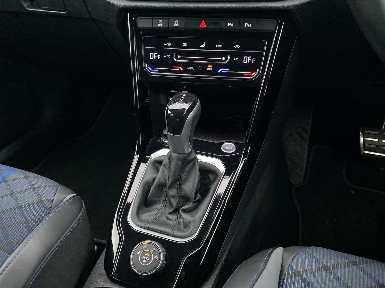 Used Volkswagen T-Roc 2023 for sale - 76821753: Photo 13