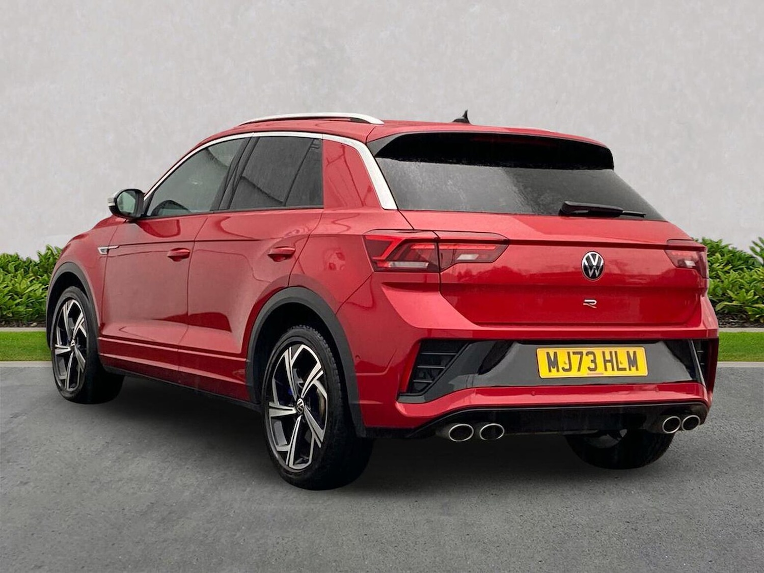 Used Volkswagen T-Roc 2023 for sale - 76821753: Photo 2