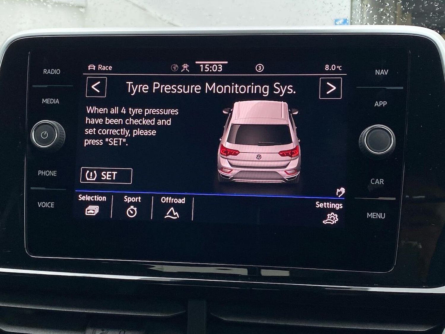 Used Volkswagen T-Roc 2023 for sale - 76821753: Photo 25