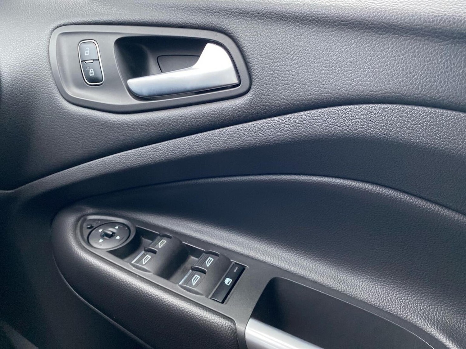 Used Ford Kuga 2018 for sale - 76974556: Photo 21