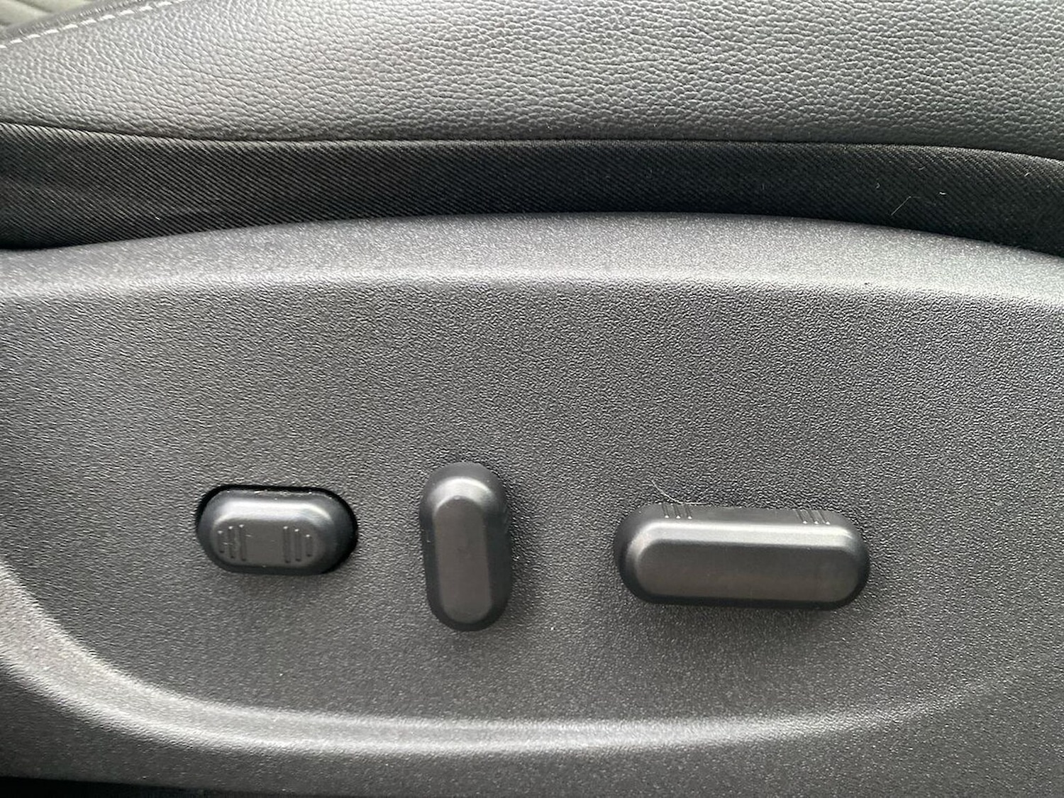 Used Ford Kuga 2018 for sale - 76974556: Photo 30