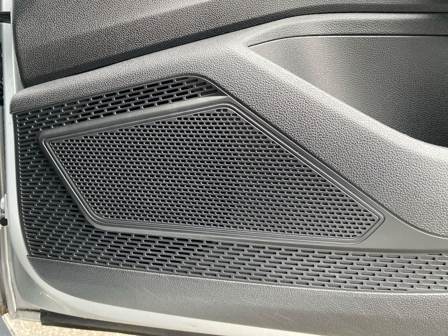 Used Volkswagen Polo 2019 for sale - 76809408: Photo 28