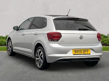Used Volkswagen Polo 2019 for sale - 76809408: Photo