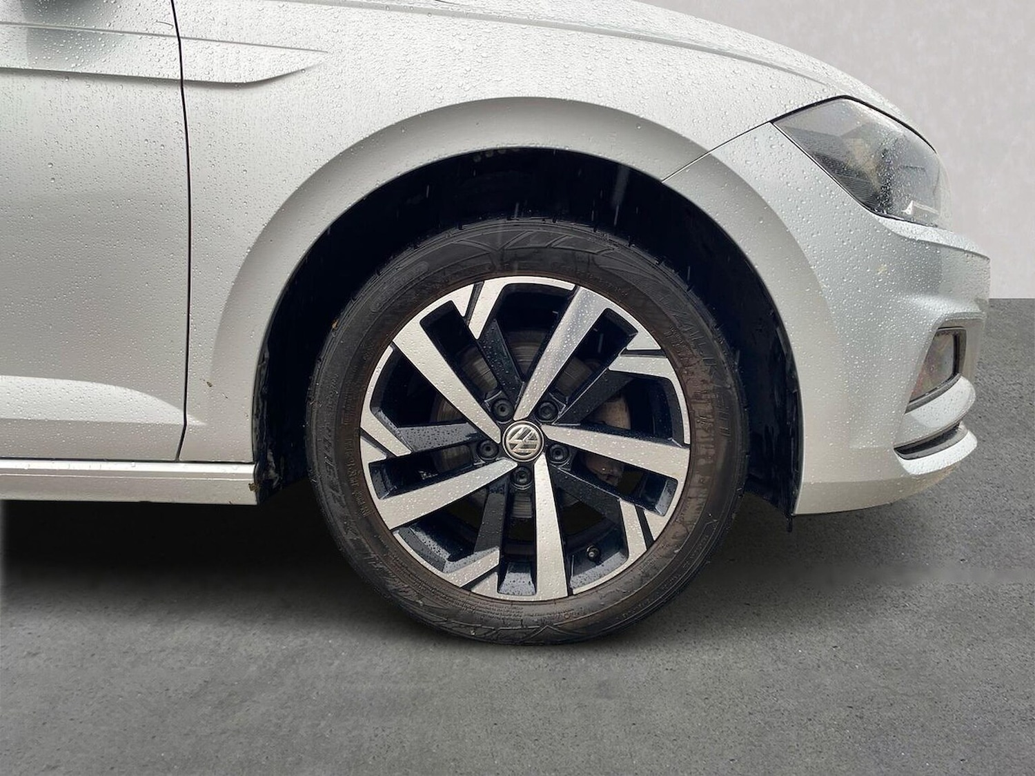 Used Volkswagen Polo 2019 for sale - 76809408: Photo 6