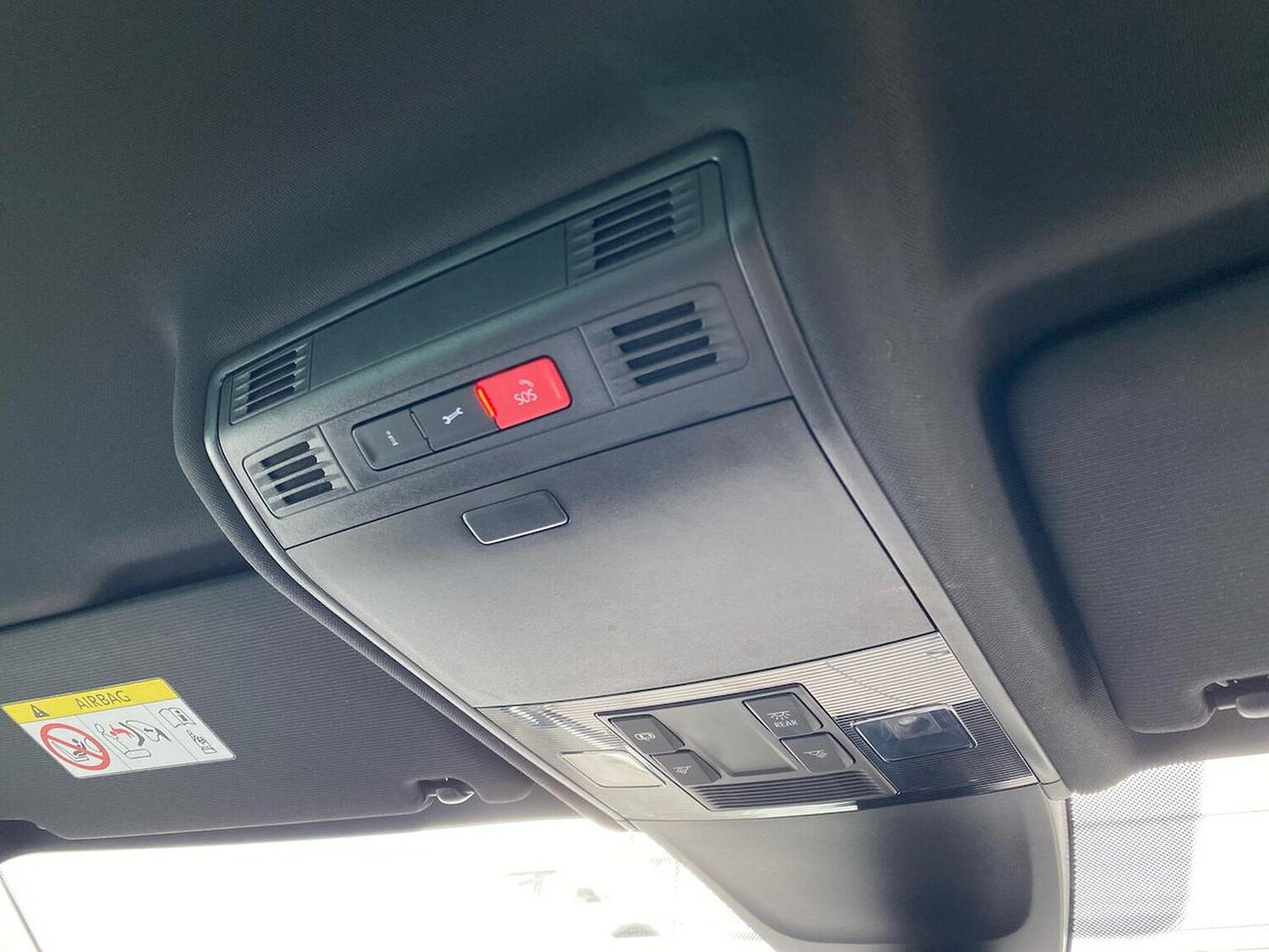 Used Volkswagen Tiguan 2023 for sale - 76357931: Photo 14