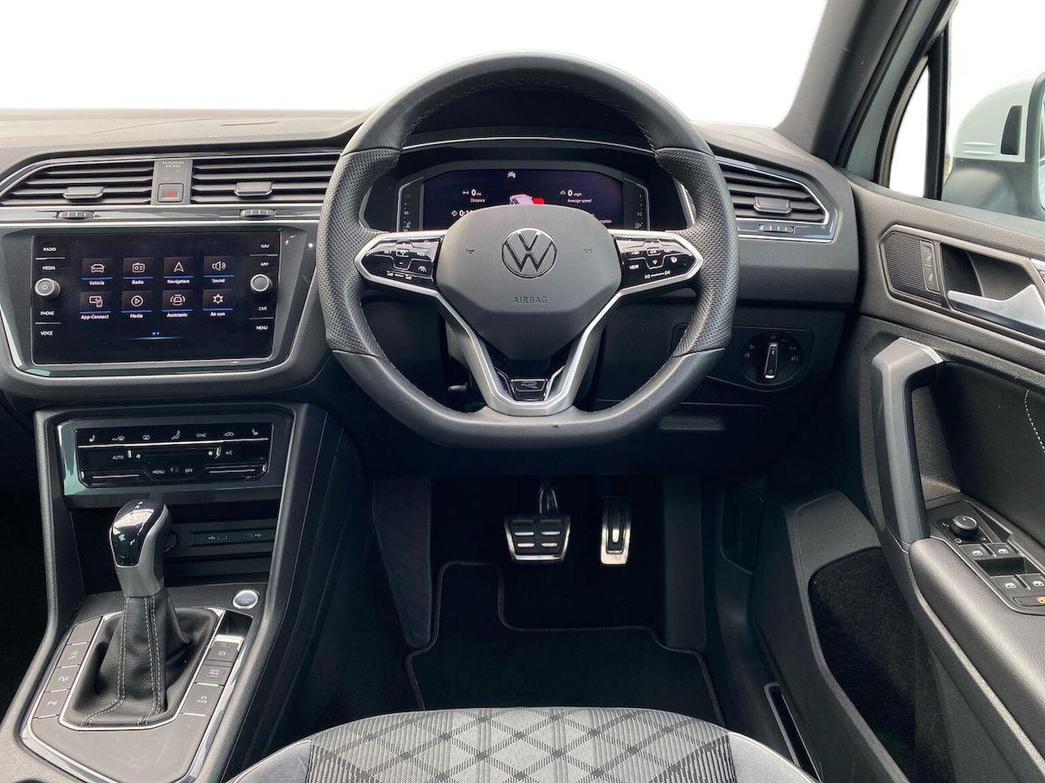 Used Volkswagen Tiguan 2023 for sale - 76357931: Photo 9