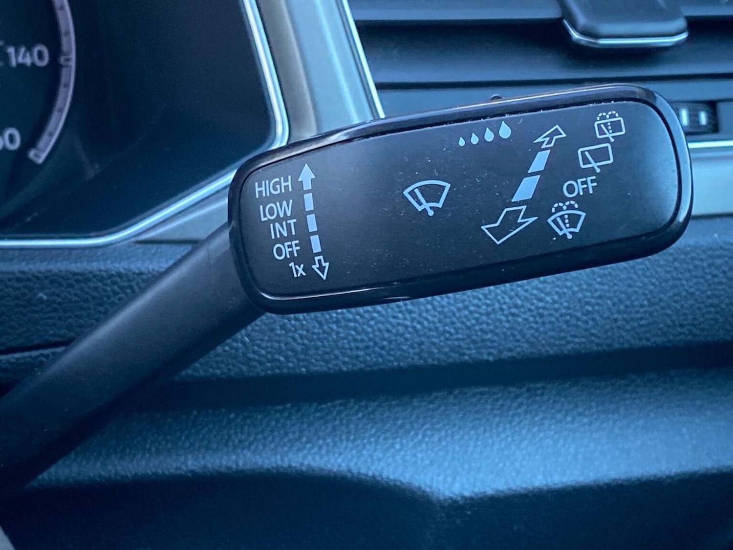 Used Volkswagen T-Roc 2020 for sale - 76794900: Photo 27