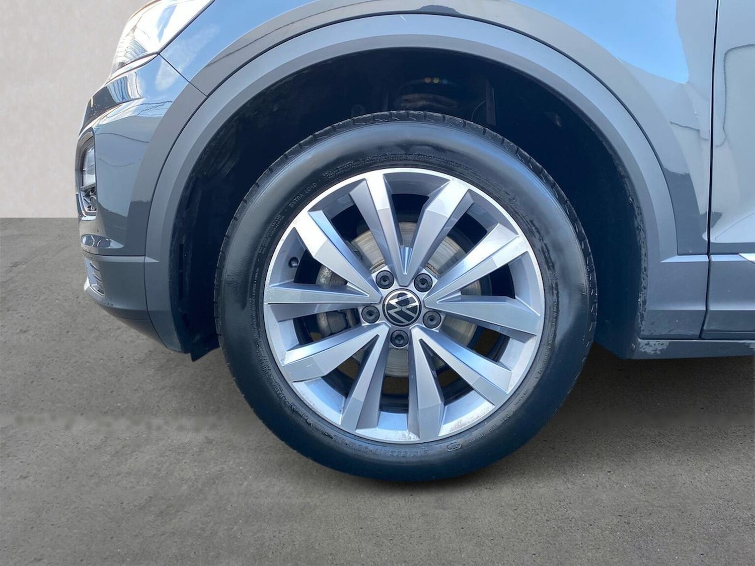 Used Volkswagen T-Roc 2020 for sale - 76794900: Photo 6