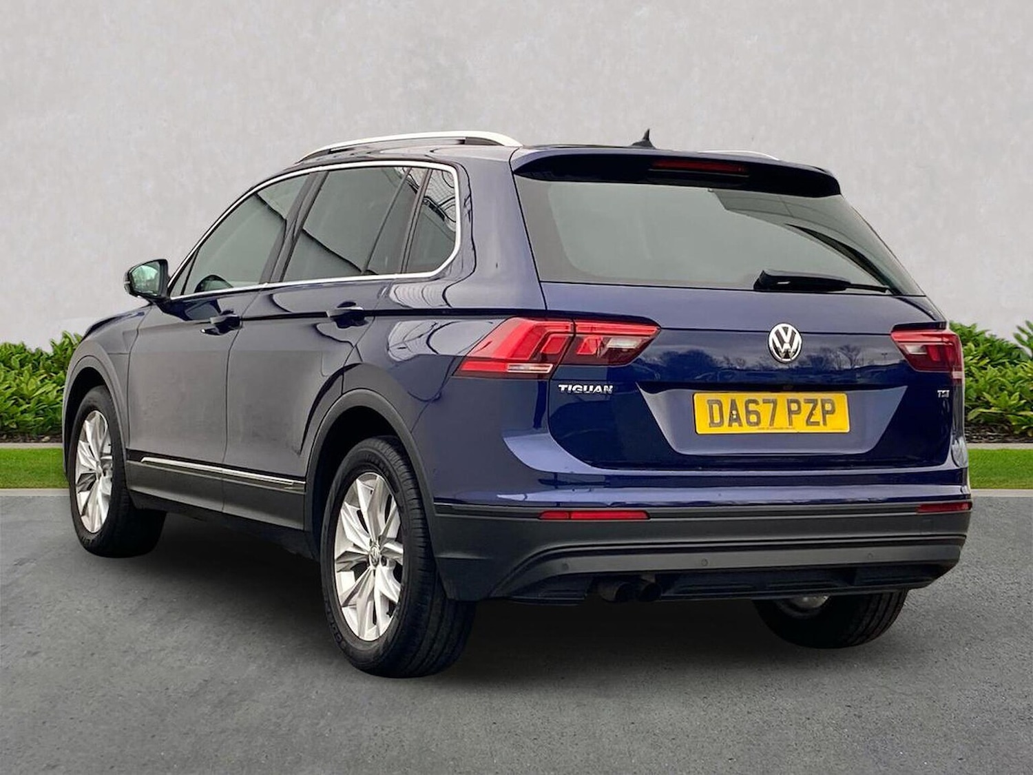 Used Volkswagen Tiguan 2017 for sale - 76471062: Photo 2