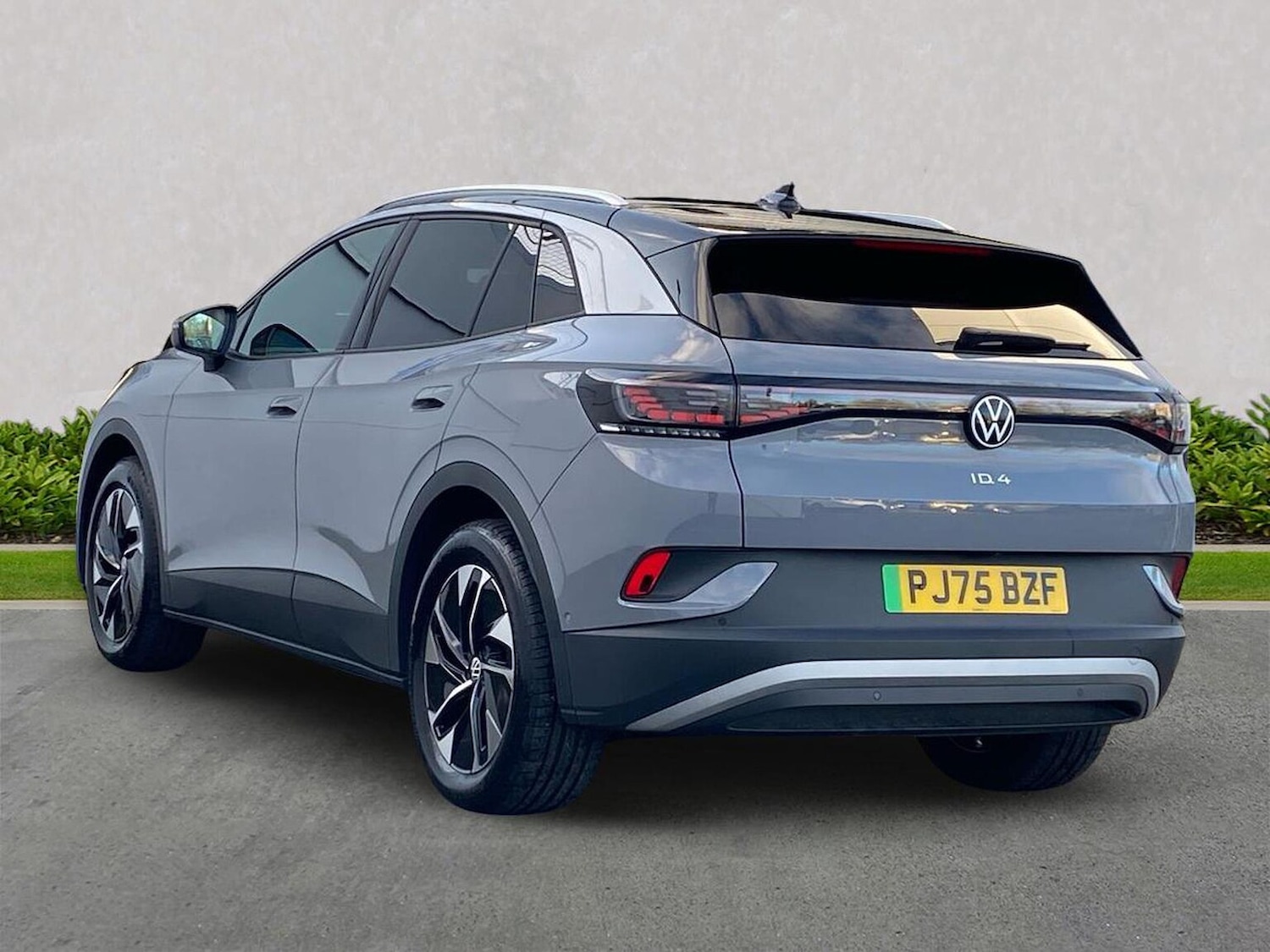 Used Volkswagen ID.4 2025 for sale - 76794903: Photo 2