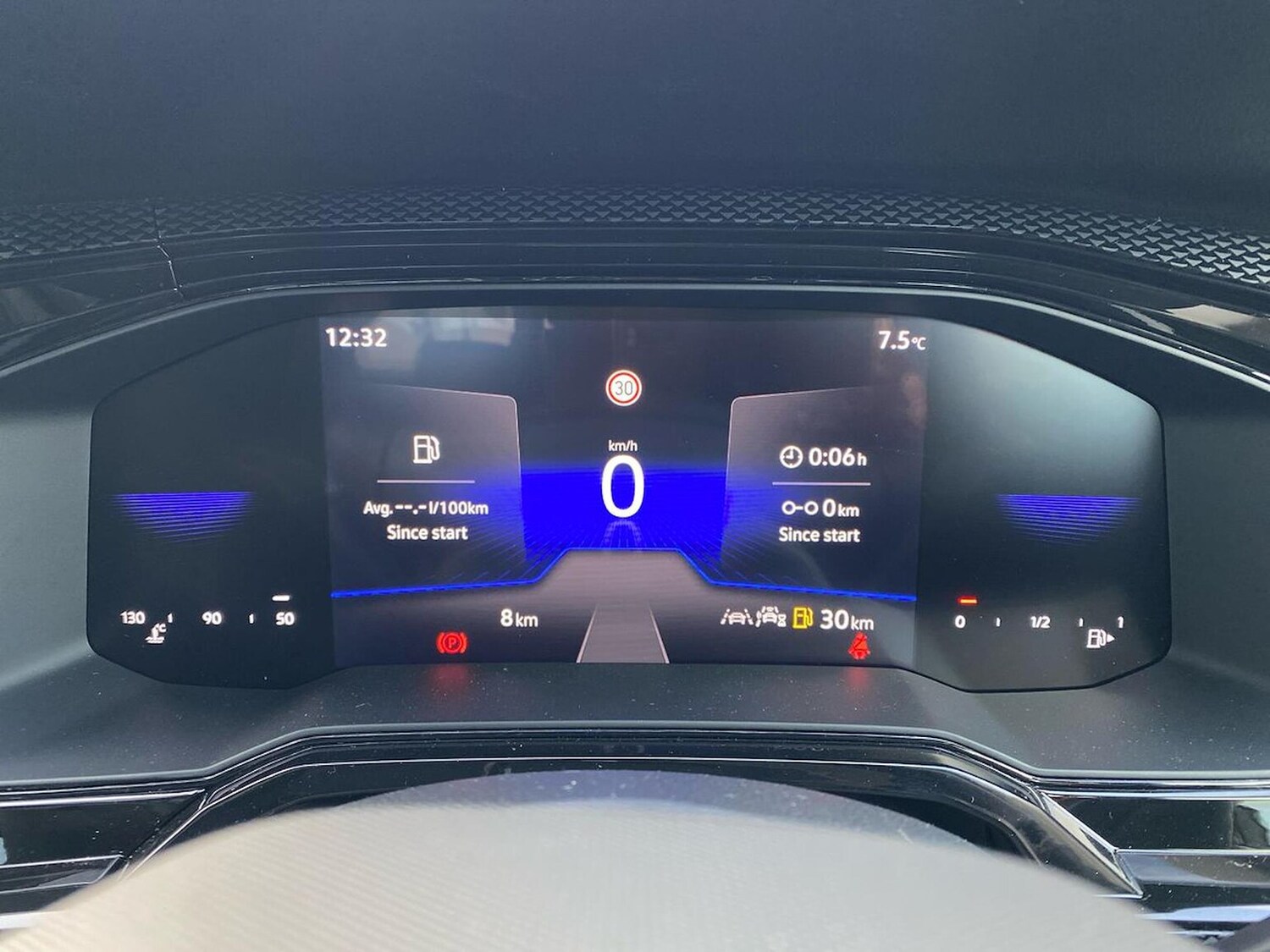 Used Volkswagen Taigo 2025 for sale - 77488116: Photo 10