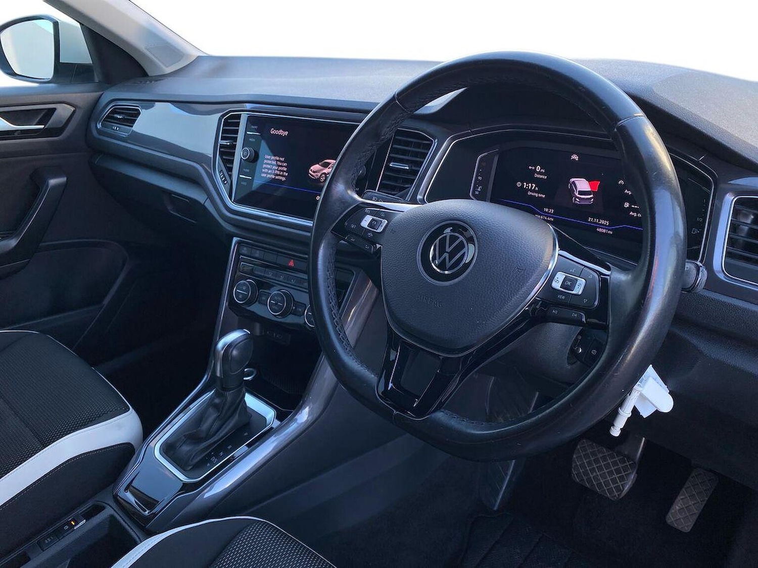 Used Volkswagen T-Roc 2021 for sale - 76699540: Photo 15