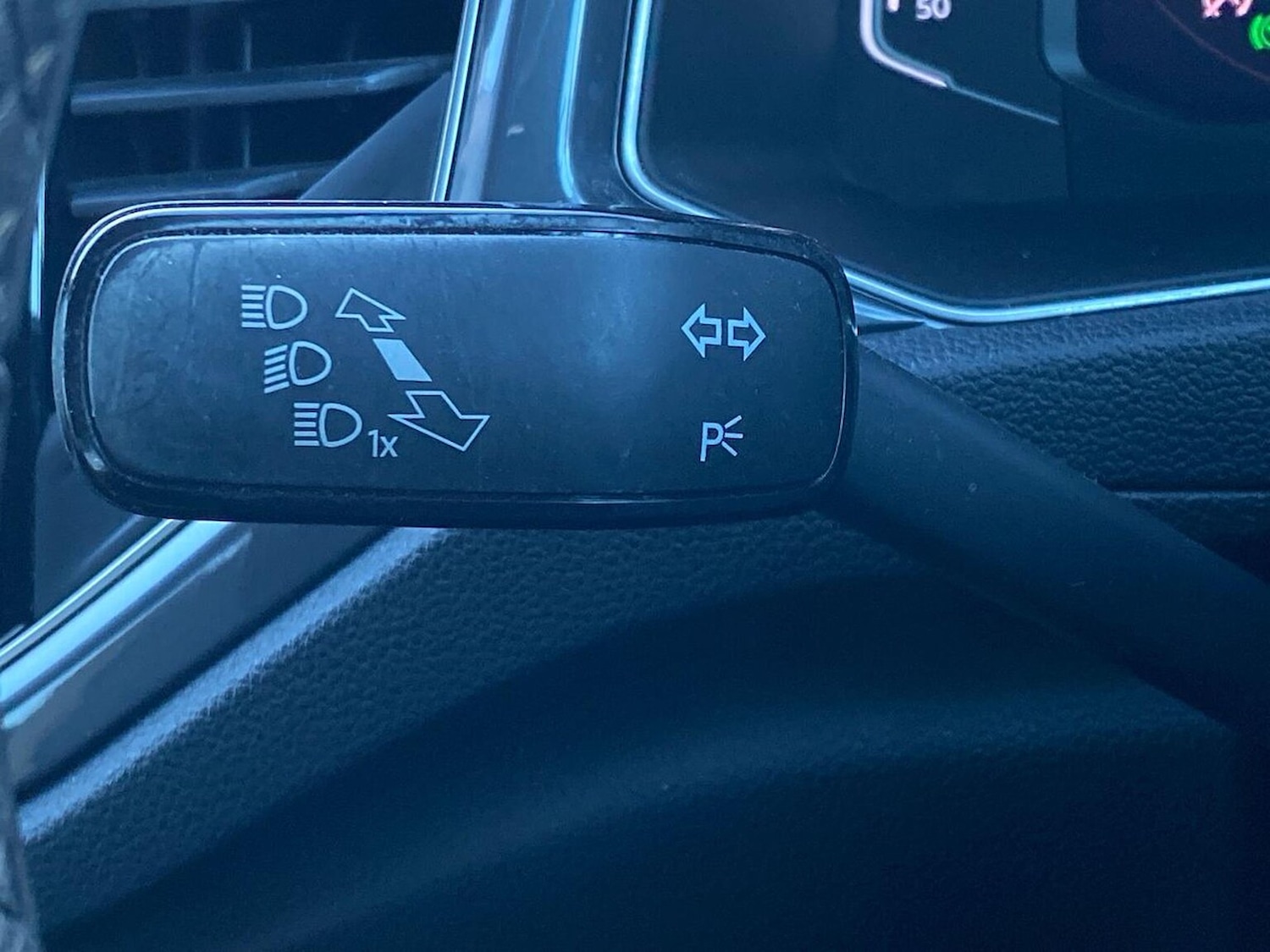 Used Volkswagen T-Roc 2021 for sale - 76699540: Photo 29