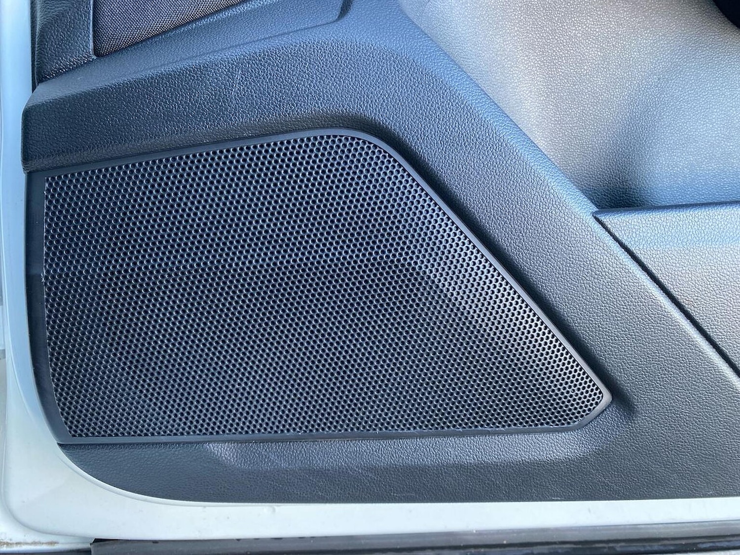 Used Volkswagen T-Roc 2021 for sale - 76699540: Photo 30