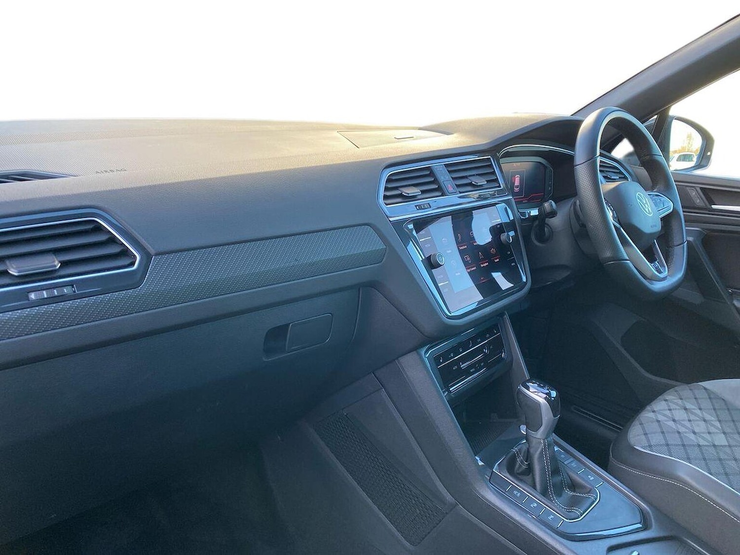 Used Volkswagen Tiguan 2020 for sale - 76600141: Photo 7