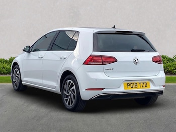 Used Volkswagen Golf 2019 for sale - 76445966: Photo