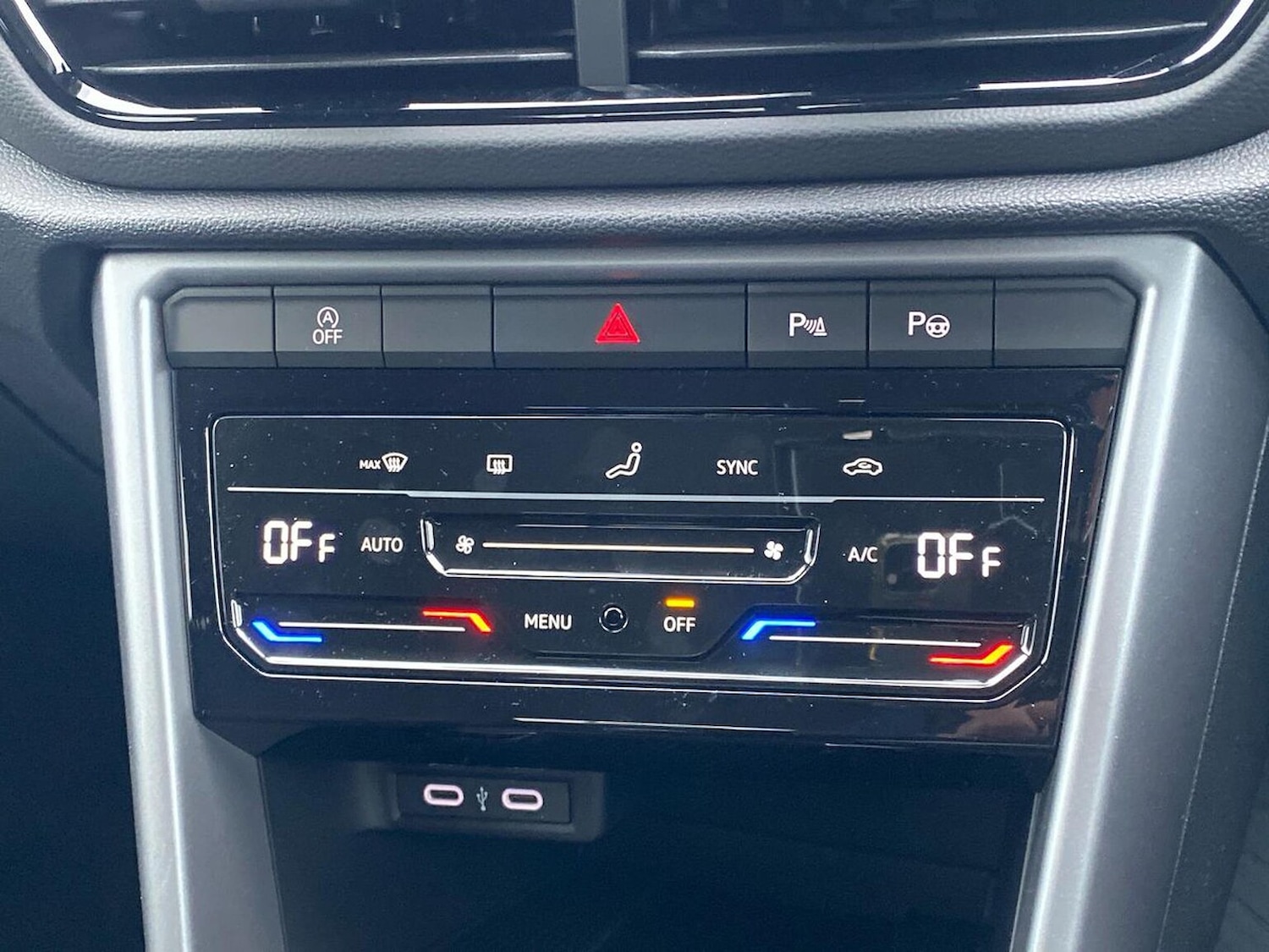 Used Volkswagen T-Roc 2025 for sale - 76263244: Photo 12