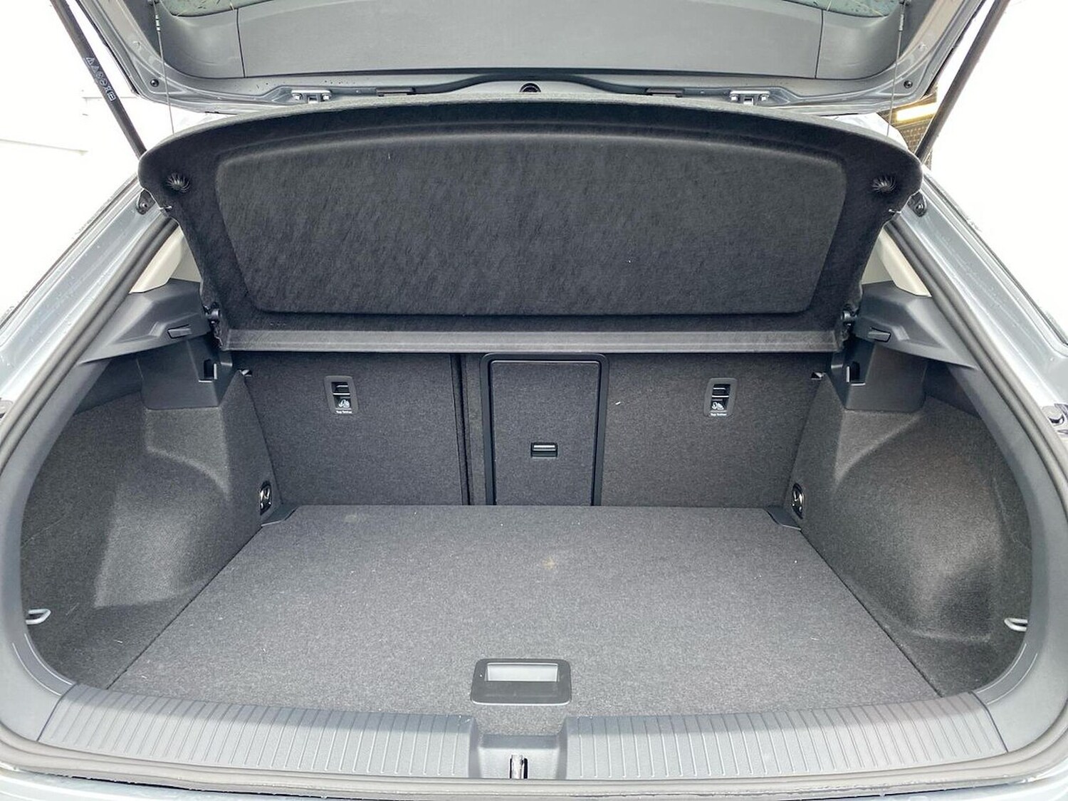 Used Volkswagen T-Roc 2025 for sale - 76263244: Photo 17