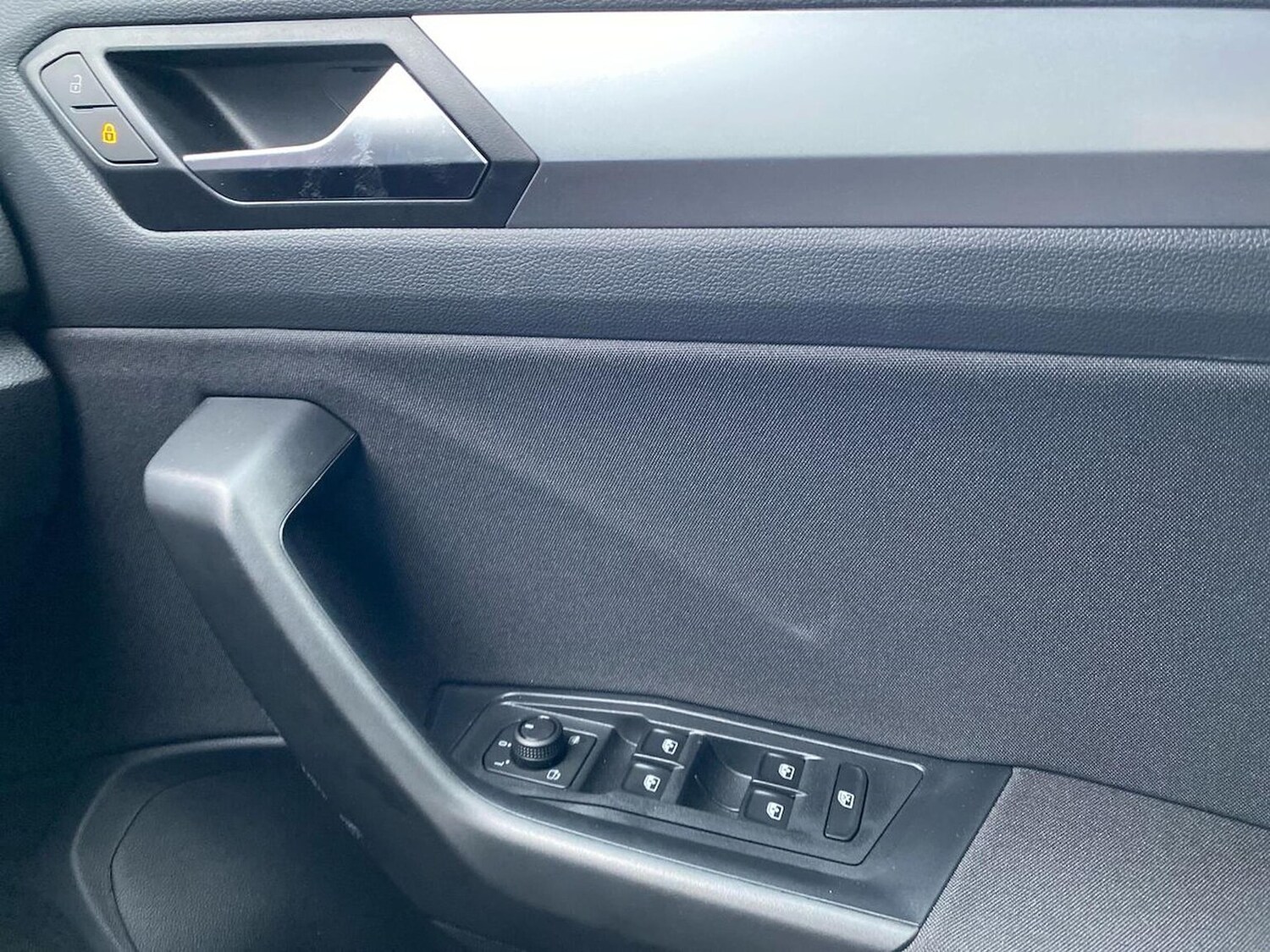 Used Volkswagen T-Roc 2025 for sale - 76263244: Photo 21