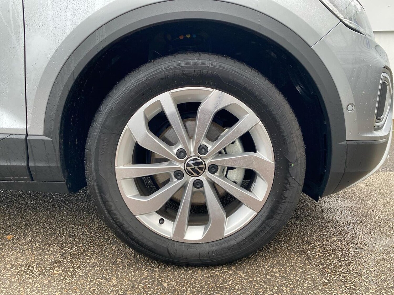 Used Volkswagen T-Roc 2025 for sale - 76263244: Photo 6