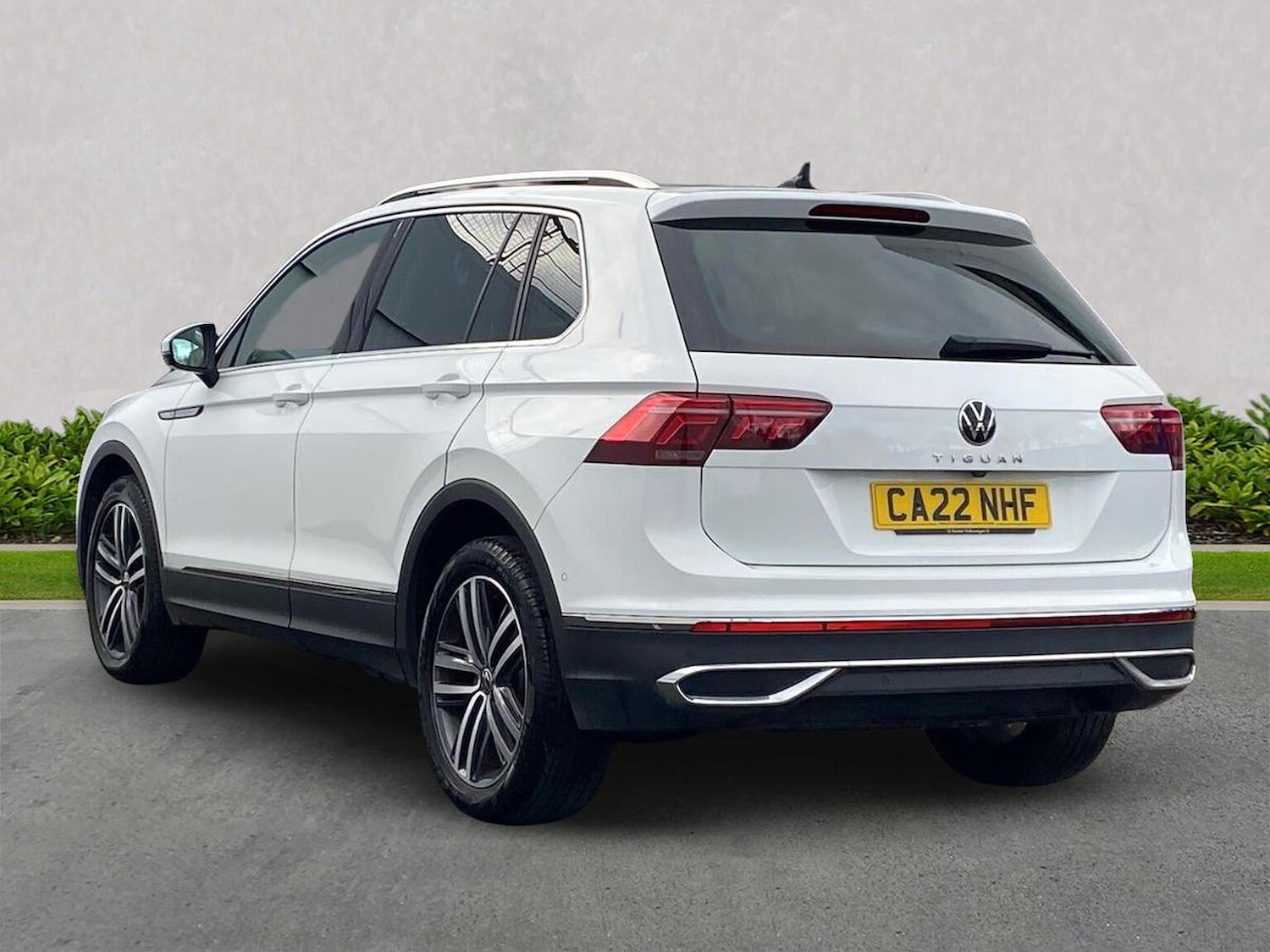 Used Volkswagen Tiguan 2022 for sale - 77629320: Photo 2