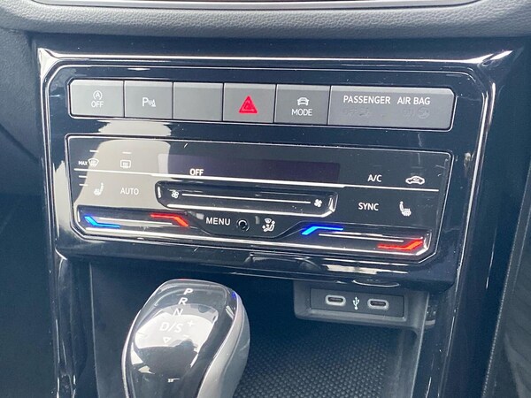 Used Volkswagen T-Cross 2024 for sale - 76264430: Photo 12