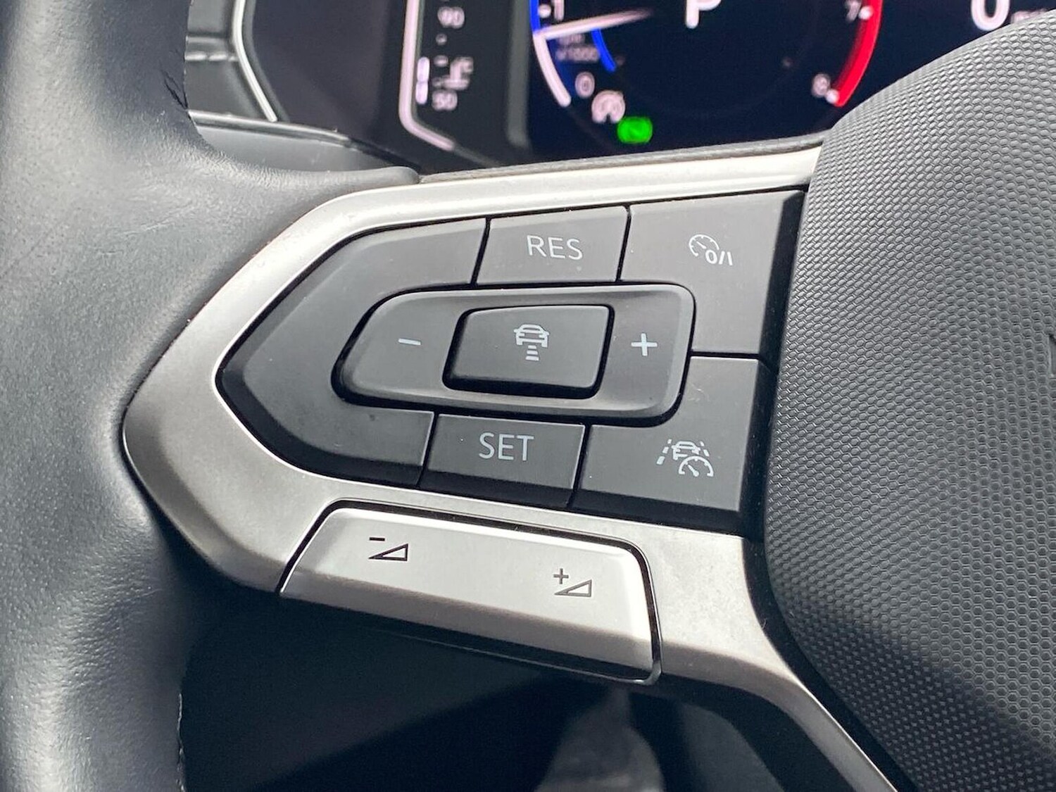 Used Volkswagen T-Cross 2024 for sale - 76264430: Photo 27