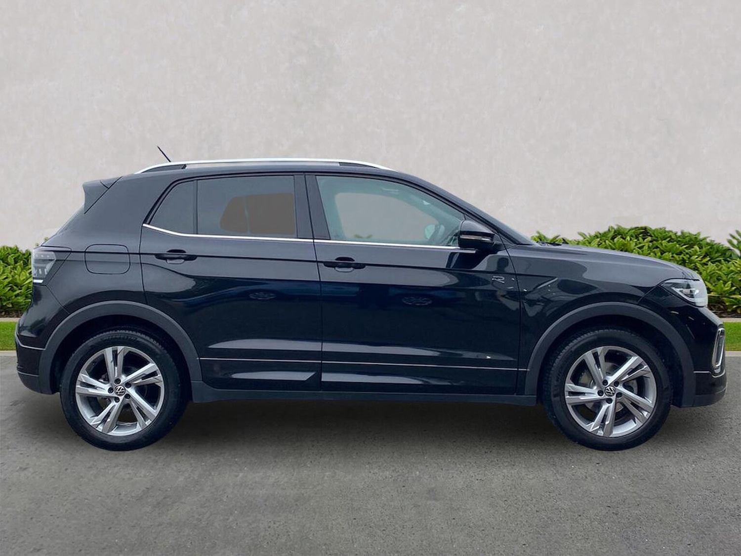 Used Volkswagen T-Cross 2024 for sale - 76264430: Photo 3