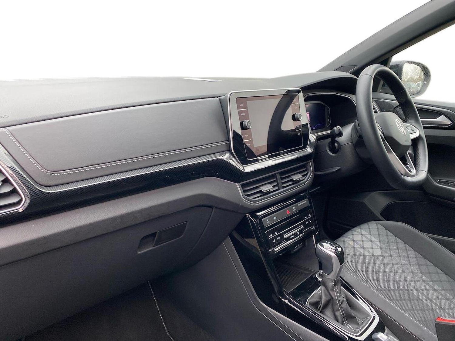 Used Volkswagen T-Cross 2024 for sale - 76264430: Photo 7