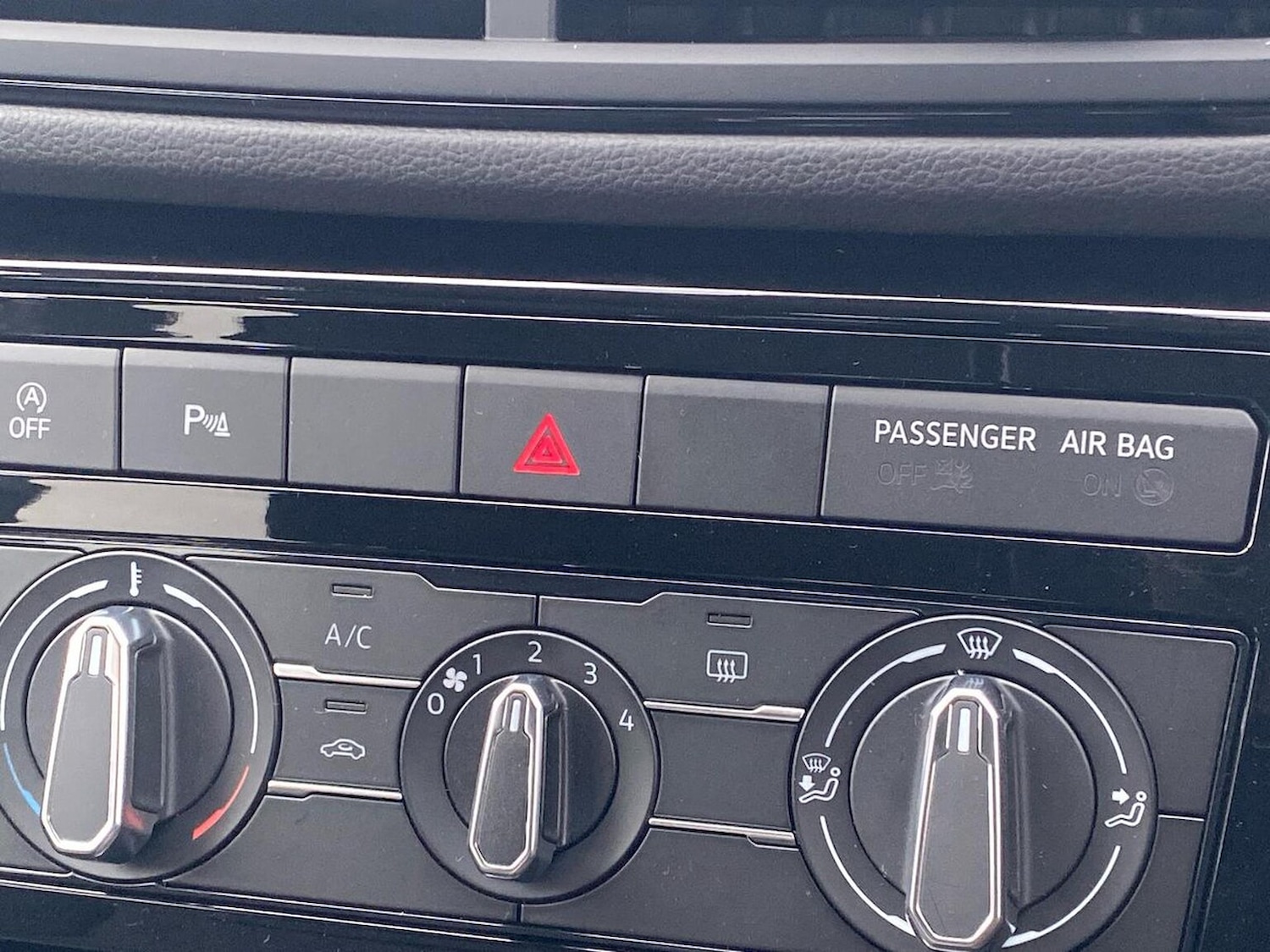 Used Volkswagen T-Cross 2026 for sale - 77872140: Photo 22