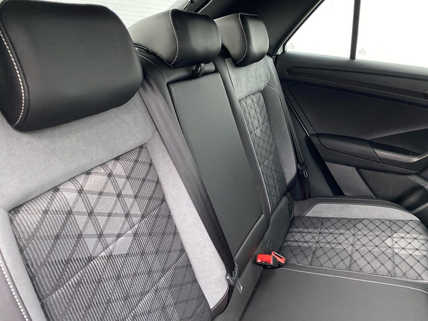 Used Volkswagen T-Roc 2025 for sale - 78195907: Photo 16